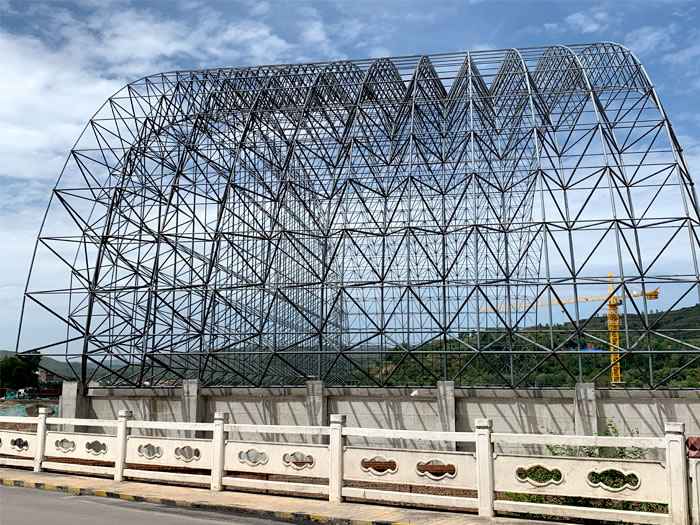 六盘水山寨矿储煤棚网架